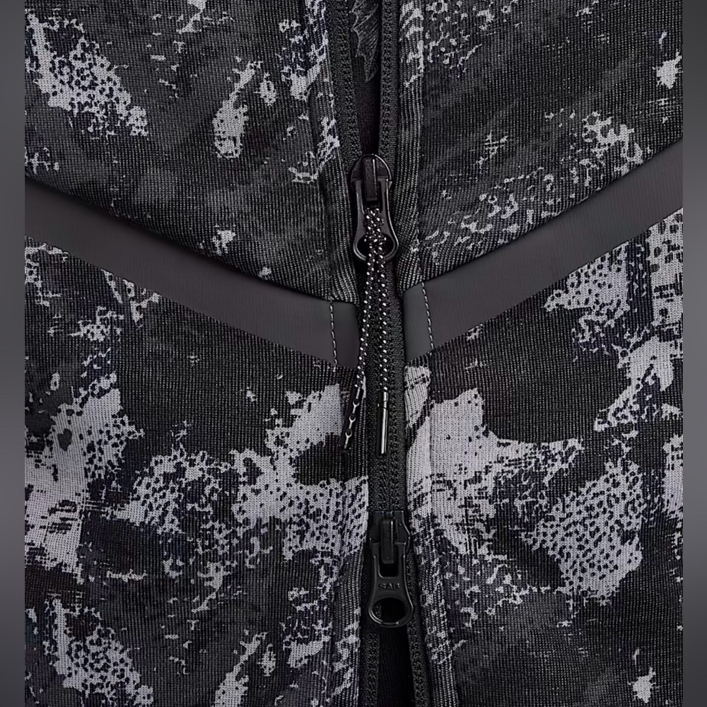 Nike Tech Windrunner Men's Fleece Full-Zip Hoodie - HV5055-060 - Size L - NWT - Picture 4 of 10